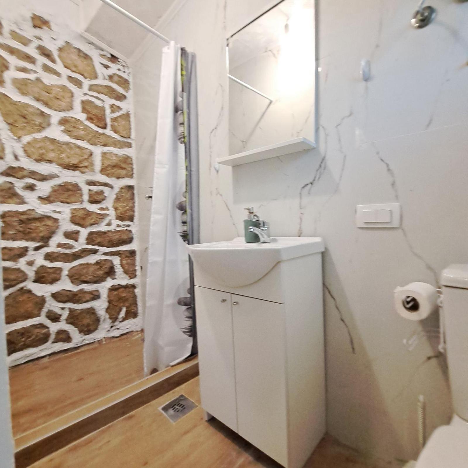 Unique Apartment Centar Podgorica Ngoại thất bức ảnh