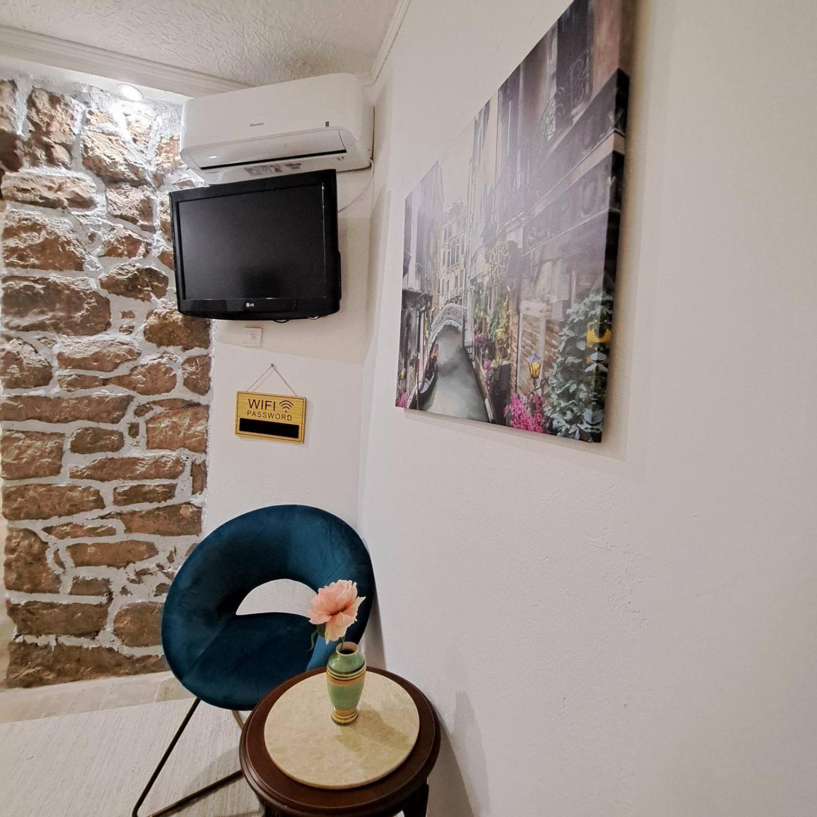 Unique Apartment Centar Podgorica Ngoại thất bức ảnh